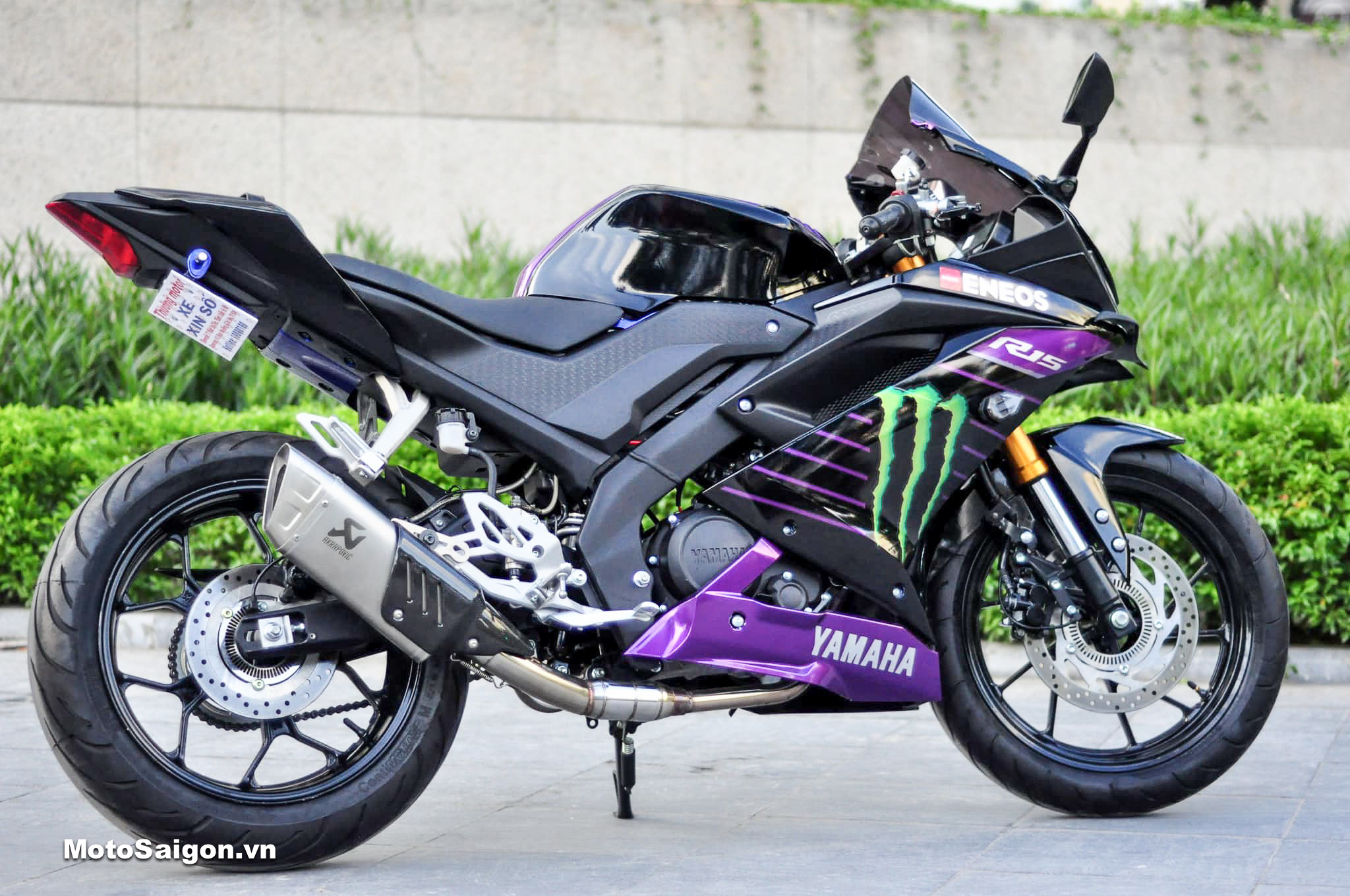 Diện kiến Yamaha R15 v3 ABS với gói độ 34 món đồ chơi gần 100 triệu đồng -  Motosaigon