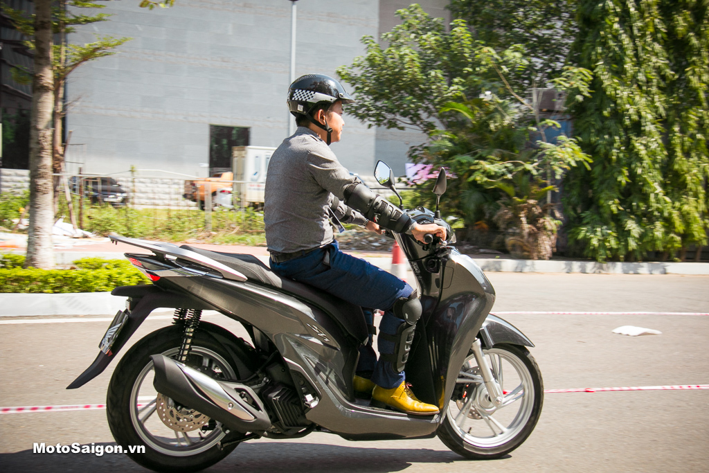 Đánh giá Honda SH 150 2020 Chạy thì hay nhưng thiết kế nhiều tranh cãi   MôTô Việt