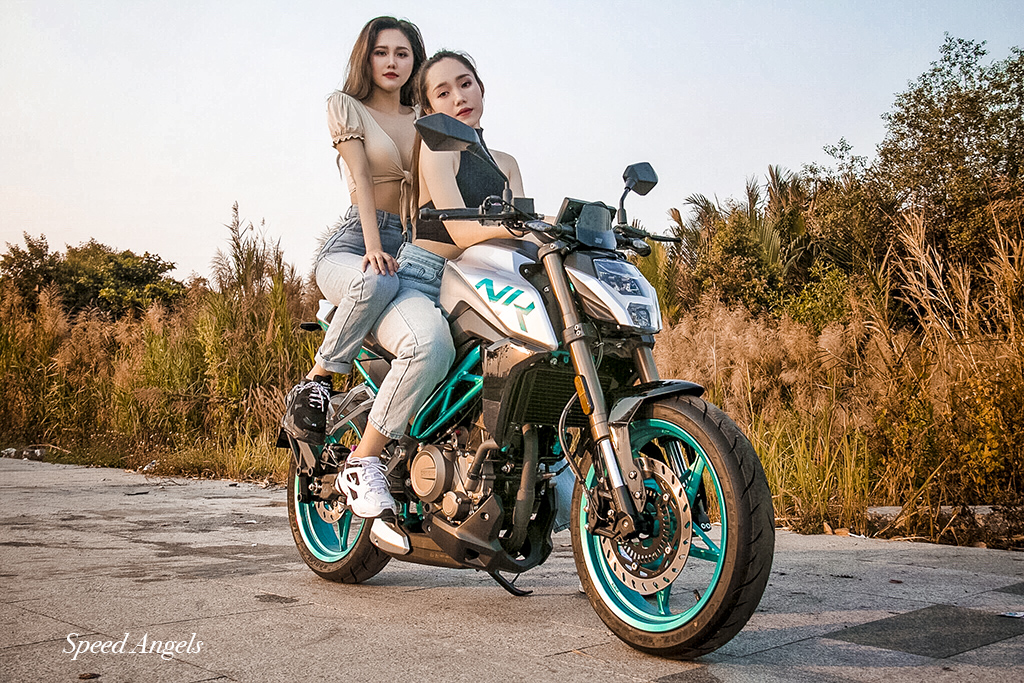 Speed Angels trên yên CF 250NK mẫu xe được CFMOTO ưu ái trang bị hàng loạt món đồ chơi cao cấp Speed Angels trên yên CF 250NK mẫu xe được CFMOTO ưu ái trang bị hàng loạt món đồ chơi cao cấp