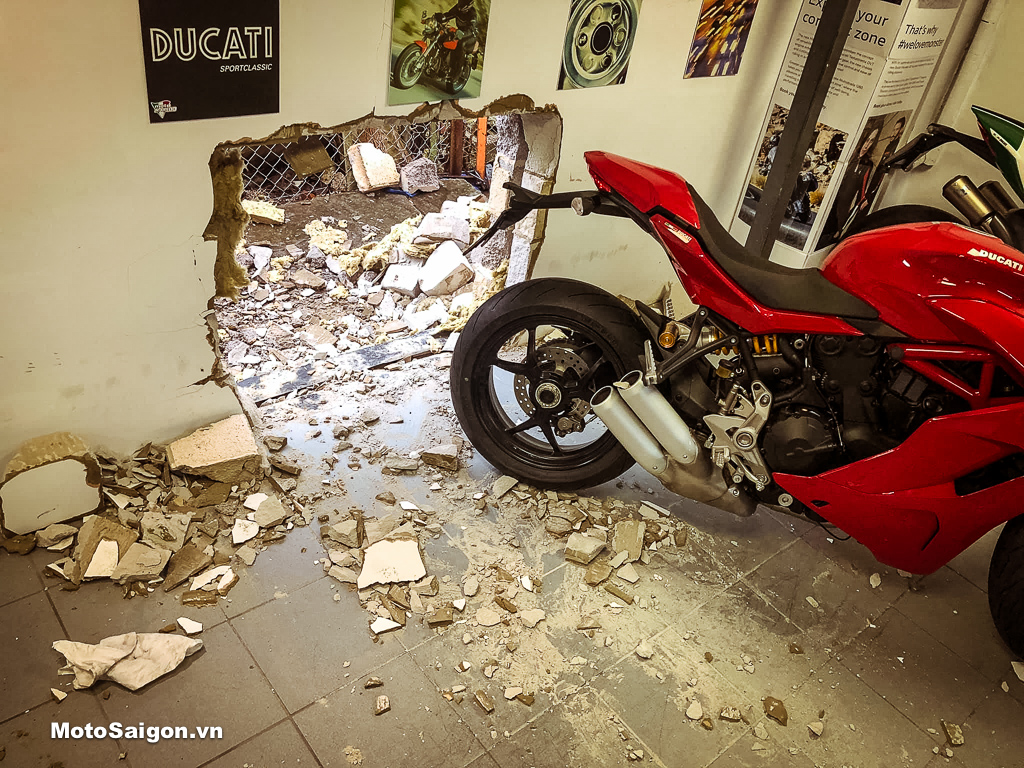 Chê Desmosedici RR trộm lấy Ducati Panigale V4 R giá bán hơn tỷ đồng