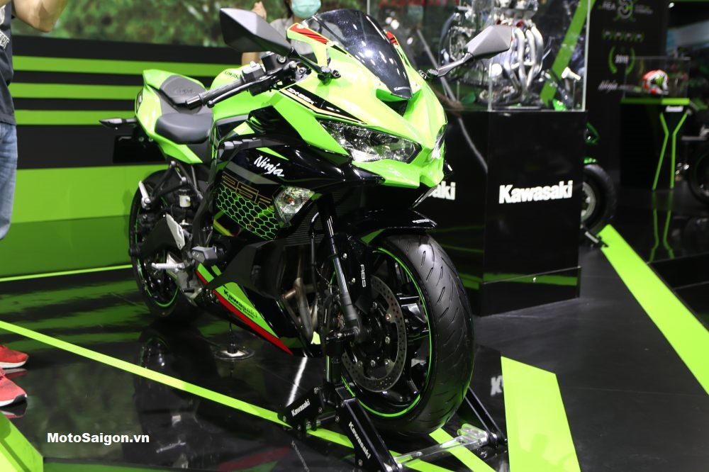 Kawasaki Ninja Zx 25r Officially Launched In Japan With Price Electrodealpro