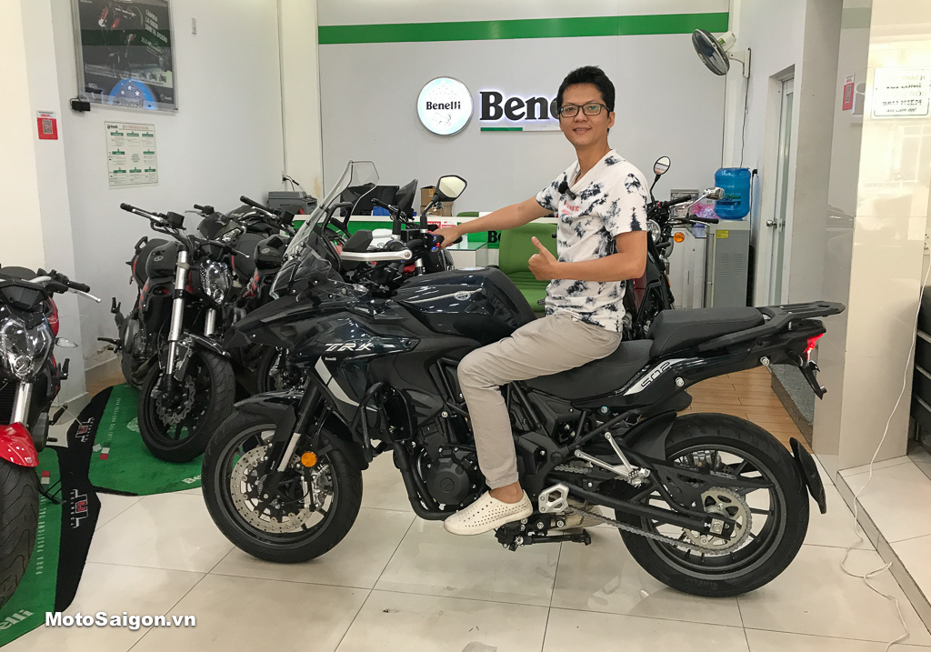 Benelli TRK502 2020 bất ngờ về Việt Nam nhiều nâng cấp đáng giá - Motosaigon