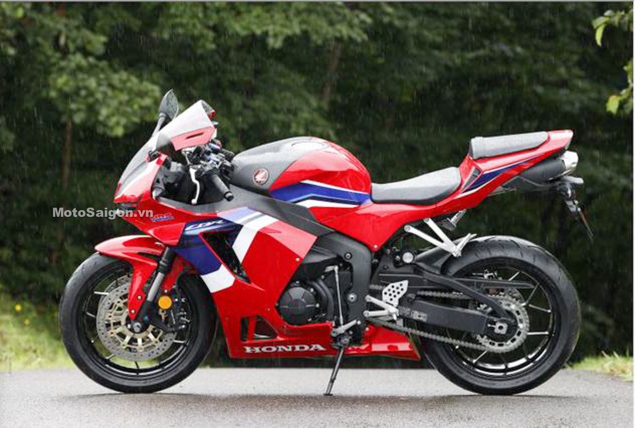 Image of Honda CBR600RR 2021 before announcement of selling price ...