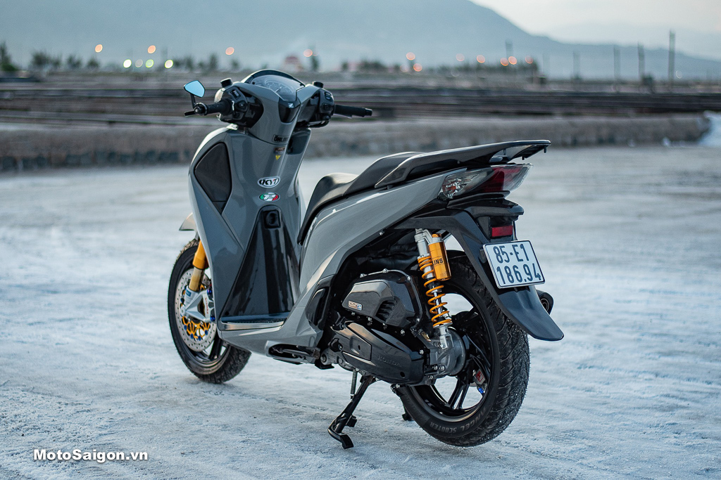 Honda SH150 độ dàn đồ chơi khủng khiến moto pkl cũng phải ghen tị -  Motosaigon