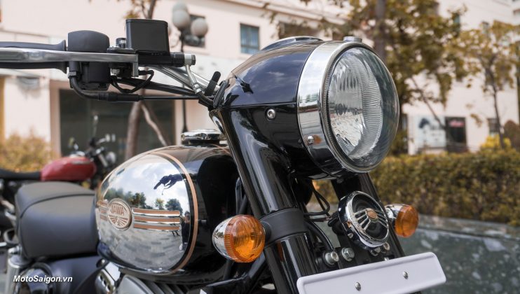 Jawa Classic 300 trang bị đèn pha lê đã về Việt Nam với giá bán hấp dẫn ...