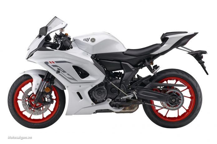 Yamaha R7 2023 phiên bản mới chính thức ra mắt kèm giá bán - Motosaigon