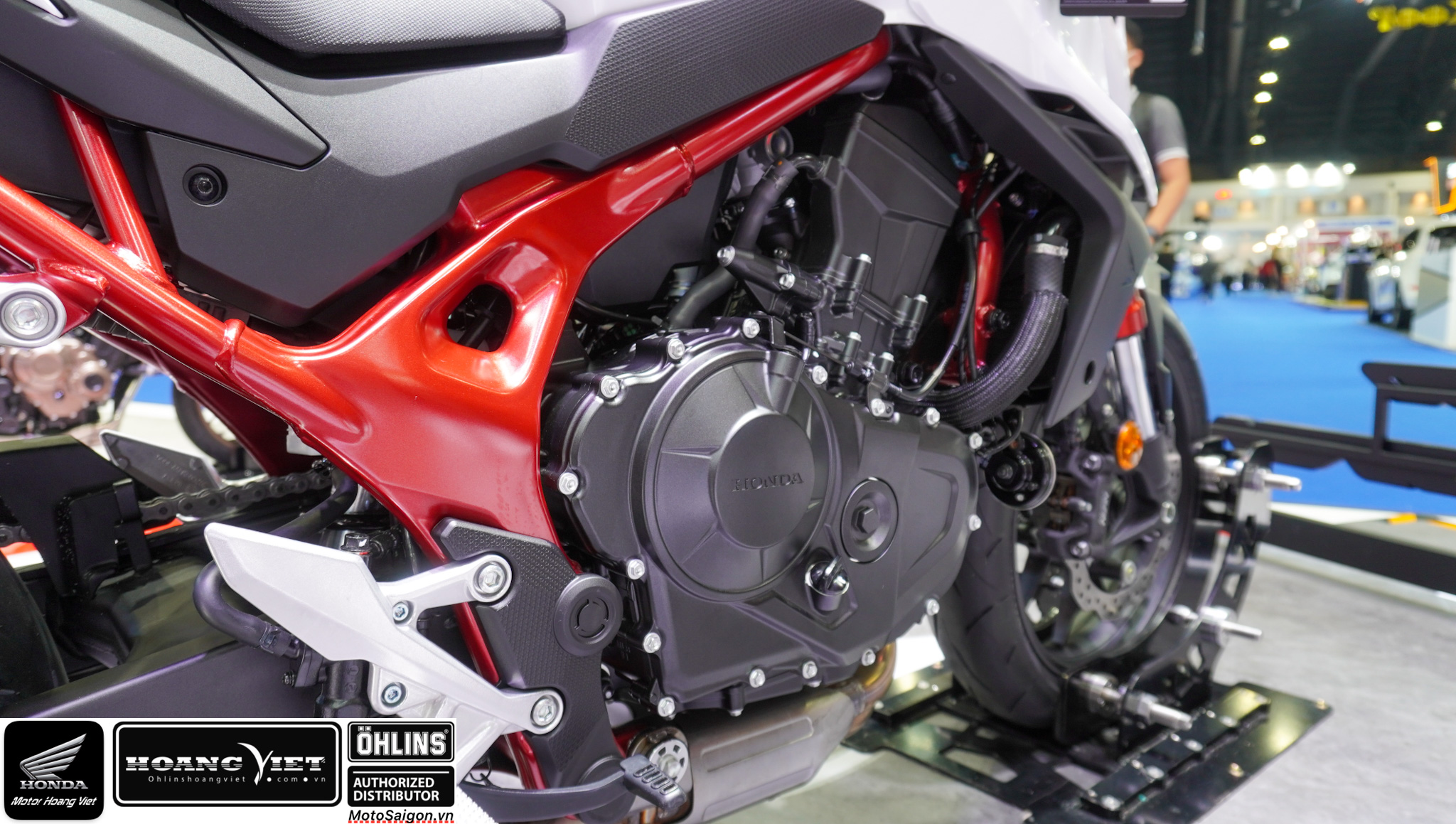 Honda CB750 Hornet trên yên khám phá thực tế kèm giá bán  Motosaigon