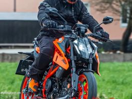 Duke 390 2024 màu cam KTM lộ thêm hình ảnh thực tế