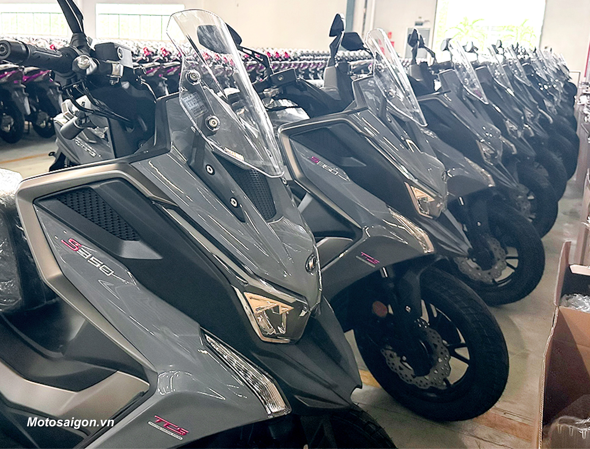 Xciting S350 lô hàng thứ 3 bất ngờ về số lượng lớn đã có giá bán Xciting S350 lô hàng thứ 3 bất ngờ về số lượng lớn đã có giá bán