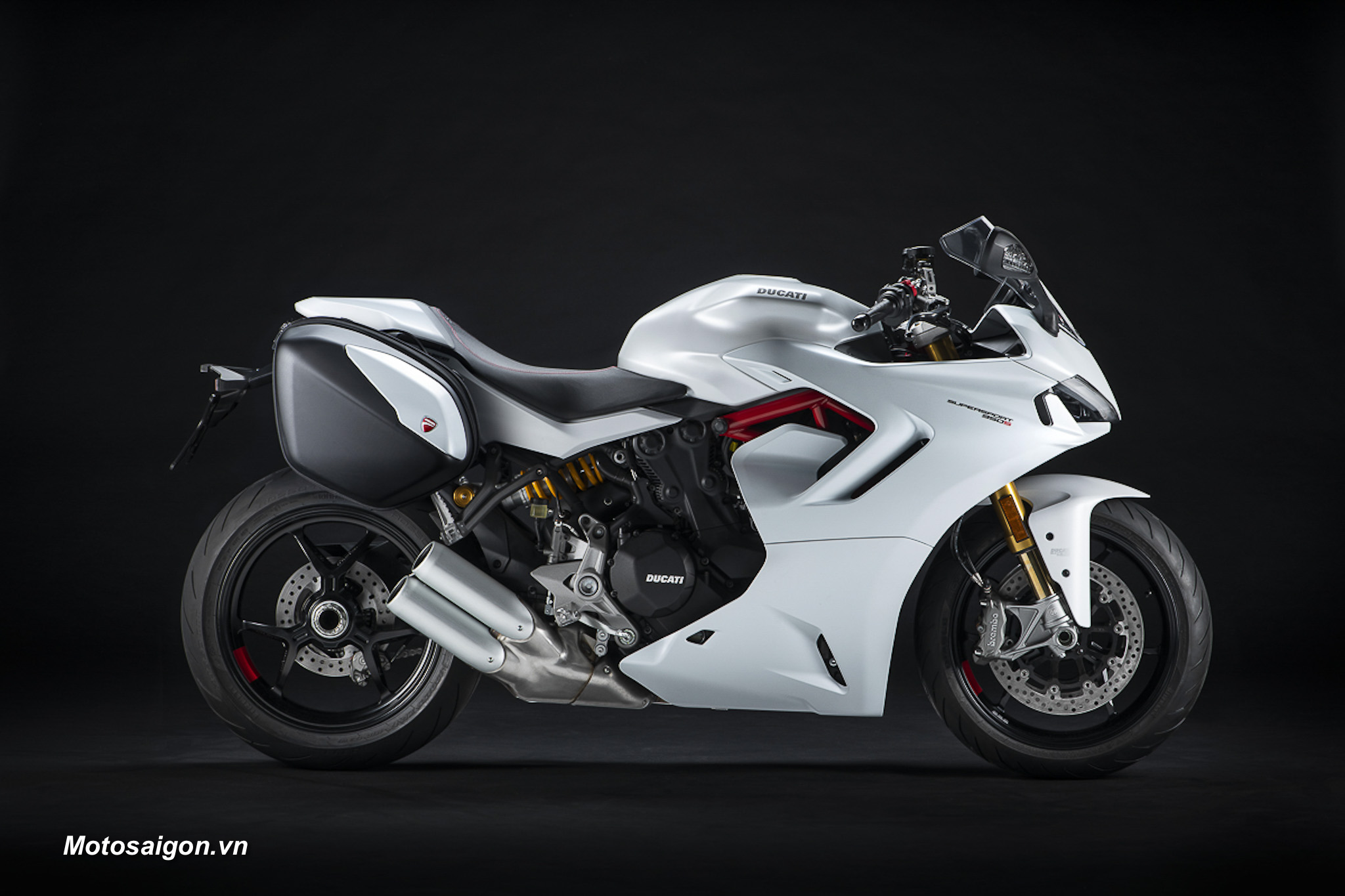 Ducati SuperSport 950 Touring chuẩn bị ra mắt
