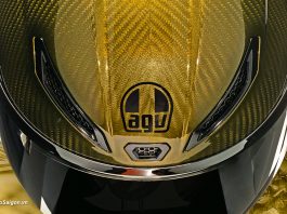 AGV Pista GP RR ORO nón bảo hiểm 2024 với hoa văn carbon vàng