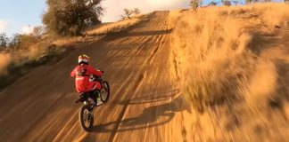 Ducati Motocross mẫu xe cào cào đầu tiên tiếp tục lộ diện