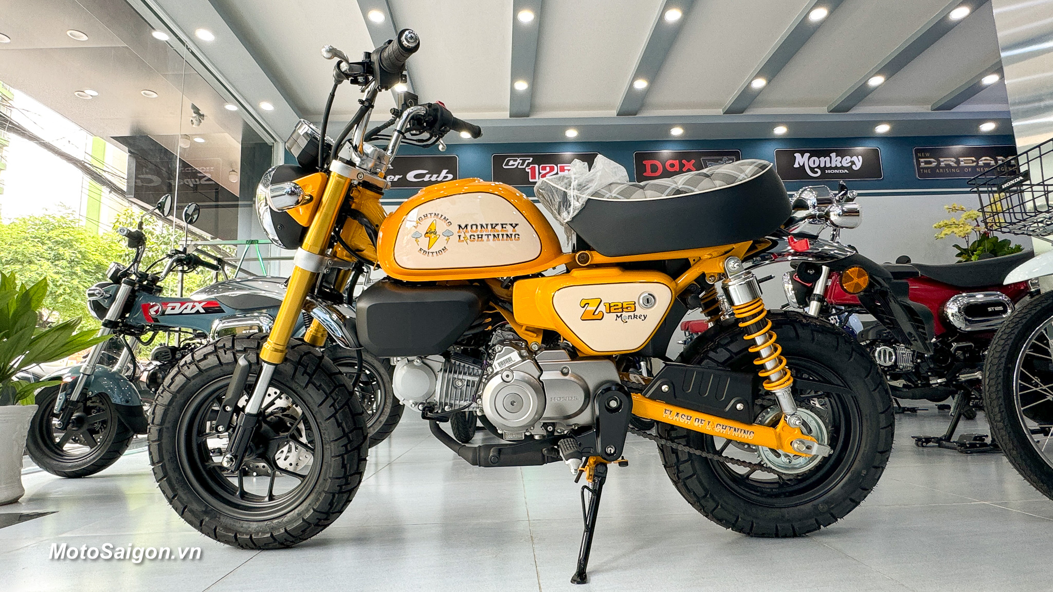 Honda Monkey Lightning “khỉ con sấm sét” Limited Edition đã về Việt Nam