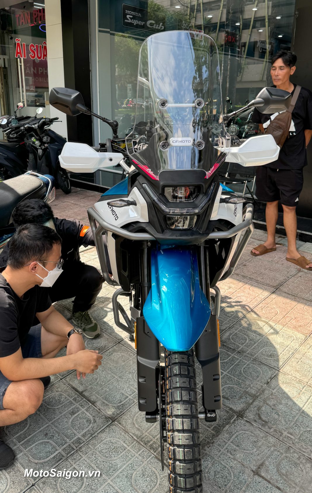 Toàn cảnh buổi xem trước CFMoto 450MT thu hút đông đảo biker - Motosaigon