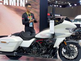 Chiêm ngưỡng CVO Road Glide ST màu trắng kèm giá bán đầu tiên Việt Nam
