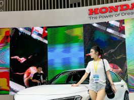Honda Civic RS Hybrid chính thức ra mắt kèm giá xe mới nhất 2024