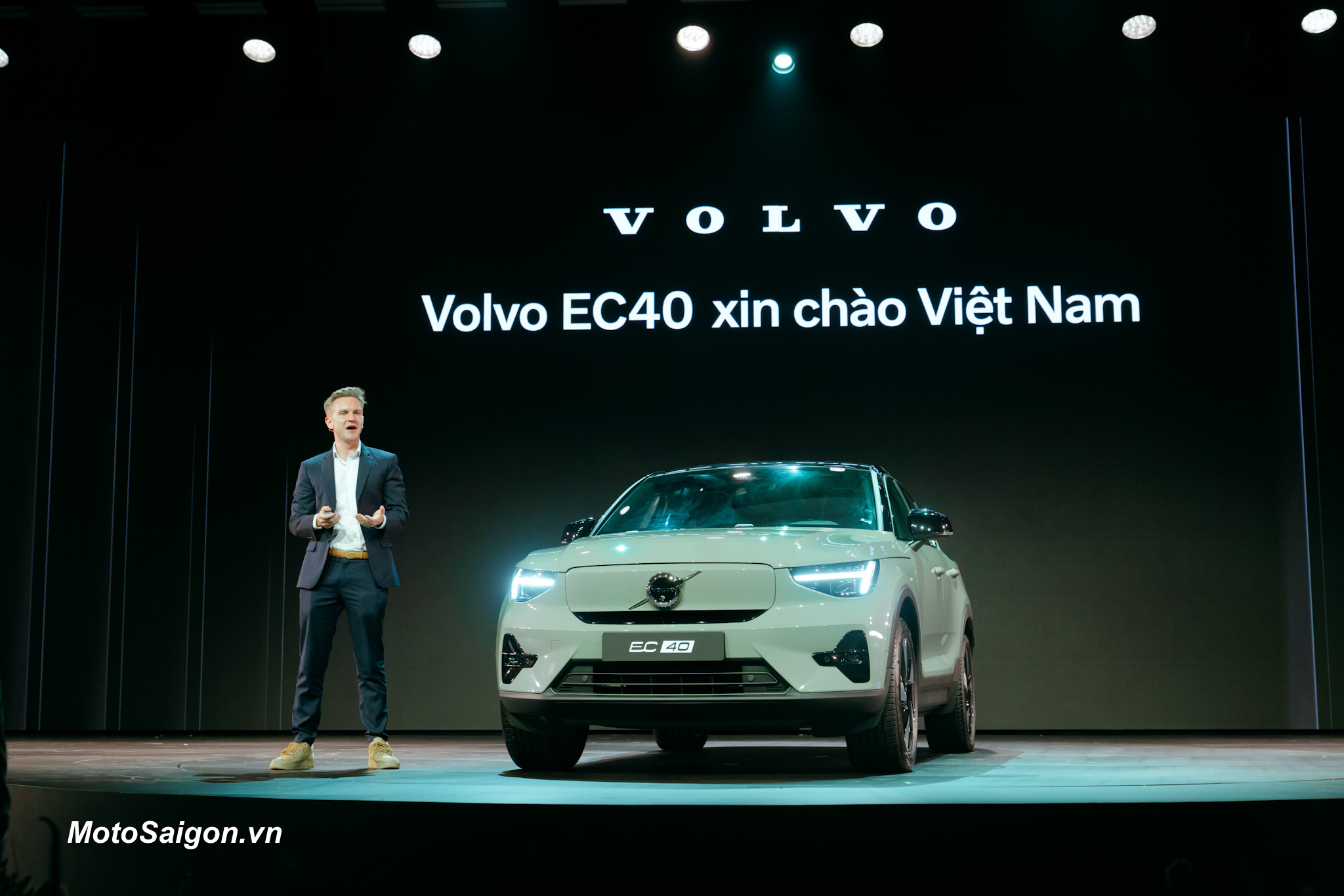 Volvo EC40 mẫu xe thuần điện 498HP 510km chính thức được ra mắt
