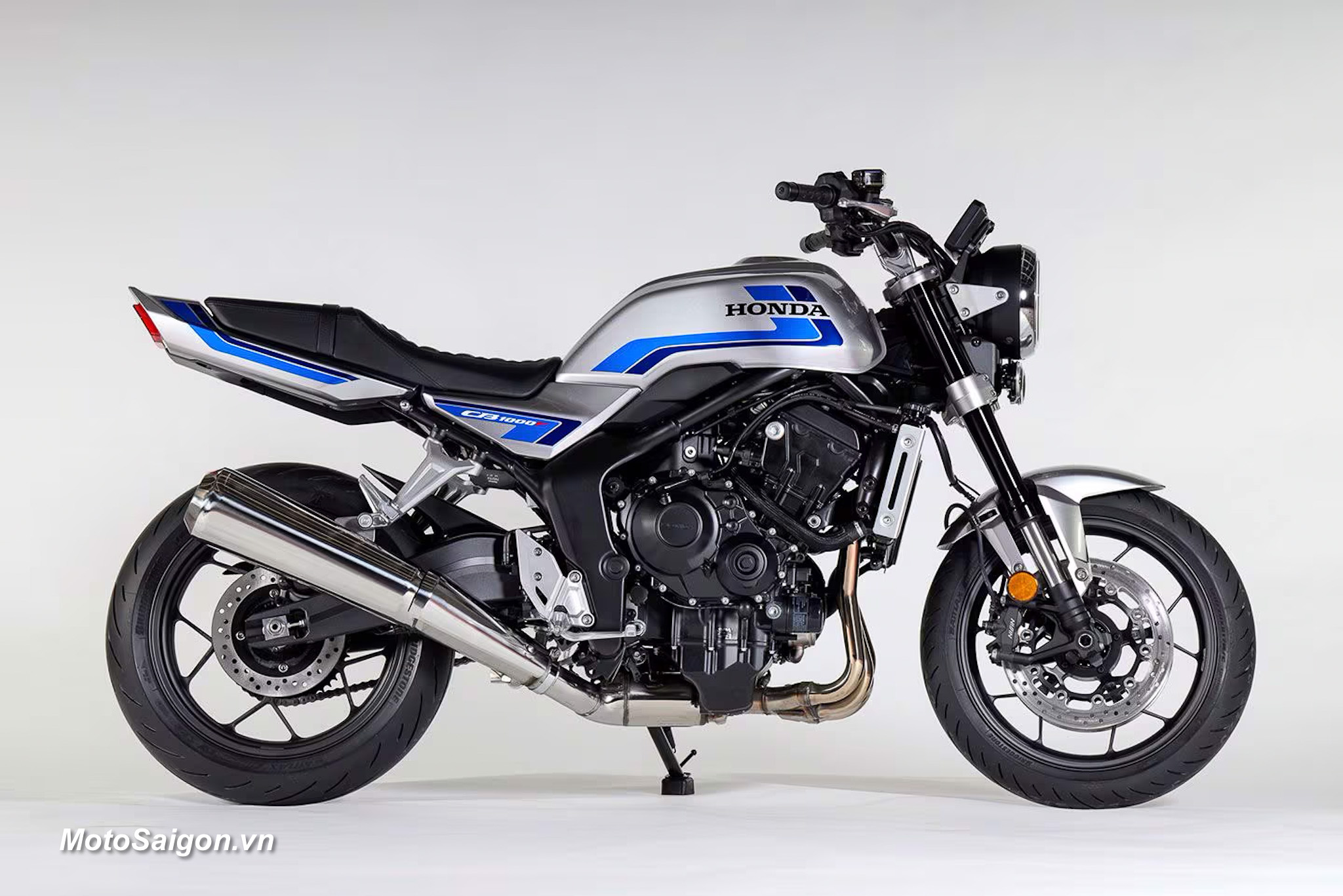 Honda CB1000F 2025 thiết kế hoài cổ bất ngờ ra mắt