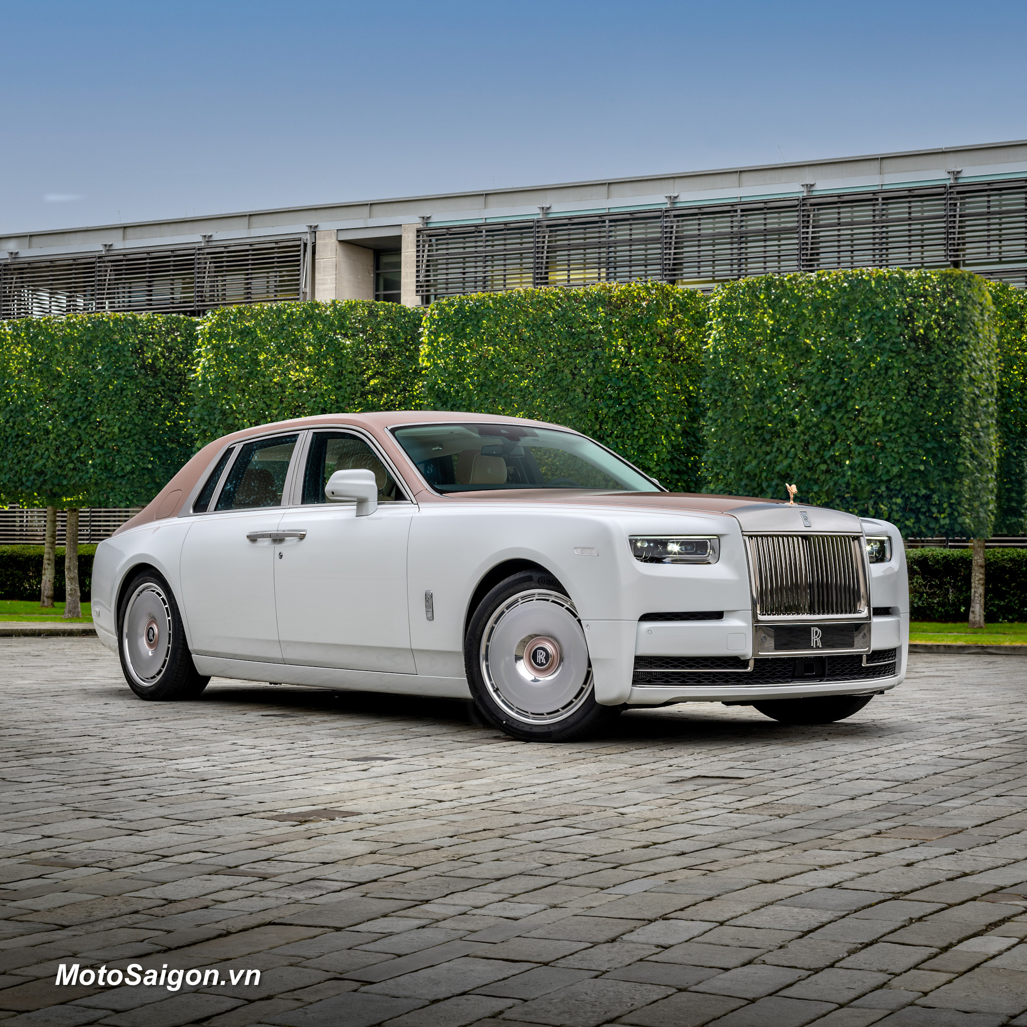 ROLLS-ROYCE PHANTOM DENTELLE độc bản tôn vinh nghệ thuật trang trí ren ROLLS-ROYCE PHANTOM DENTELLE độc bản tôn vinh nghệ thuật trang trí ren