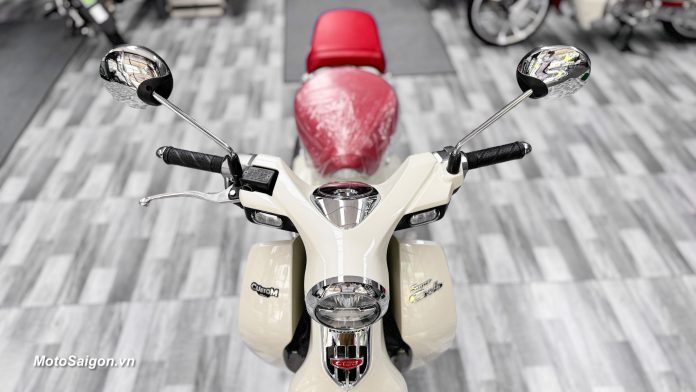 Honda Super Cub C125 Custom màu trắng yên đỏ đặc biệt đã về Việt Nam ...