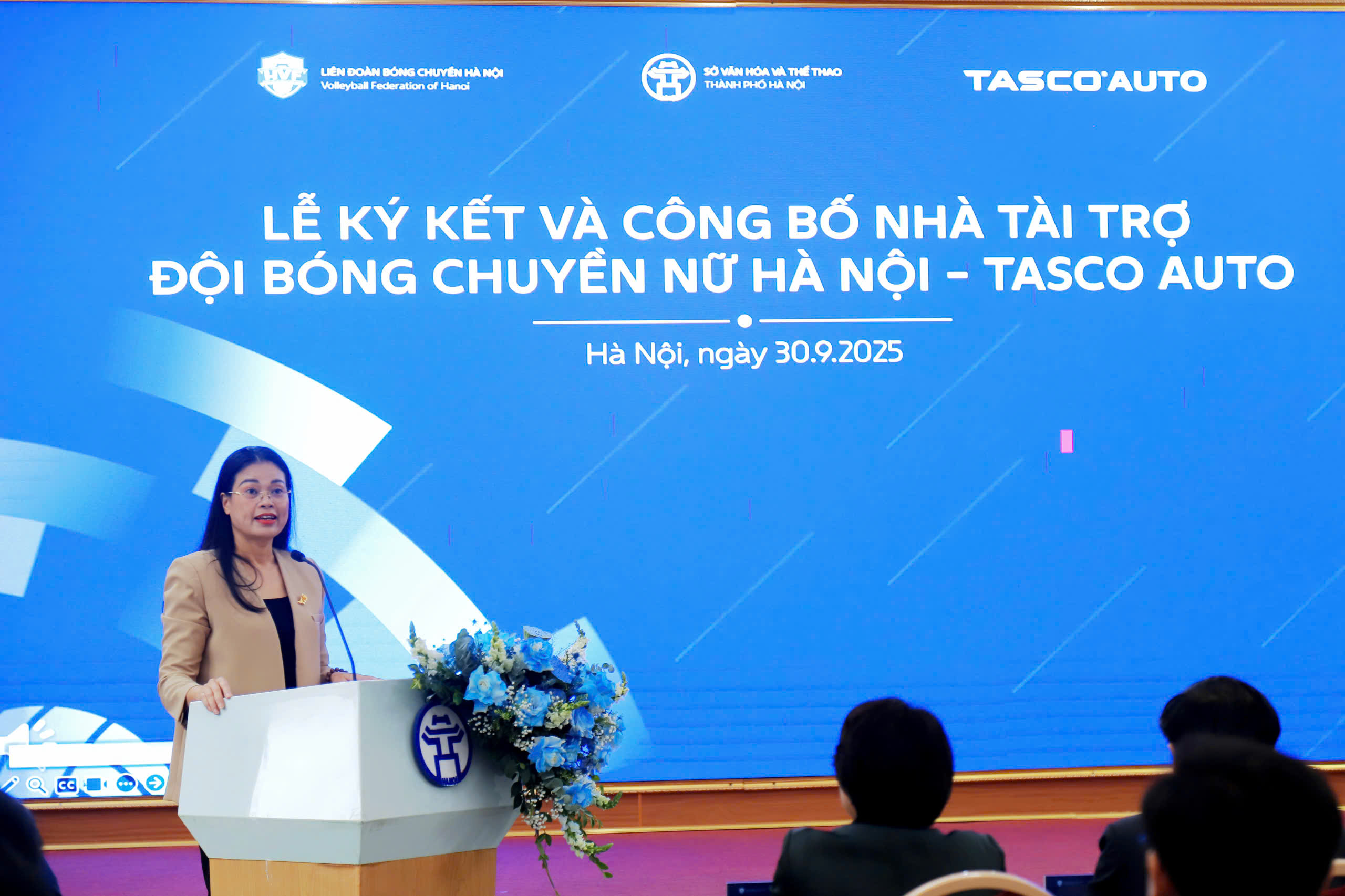 Bà Bạch Liên Hương - Đại diện Sở Văn hóa và Thể thao Hà Nội phát biểu tại sự kiện