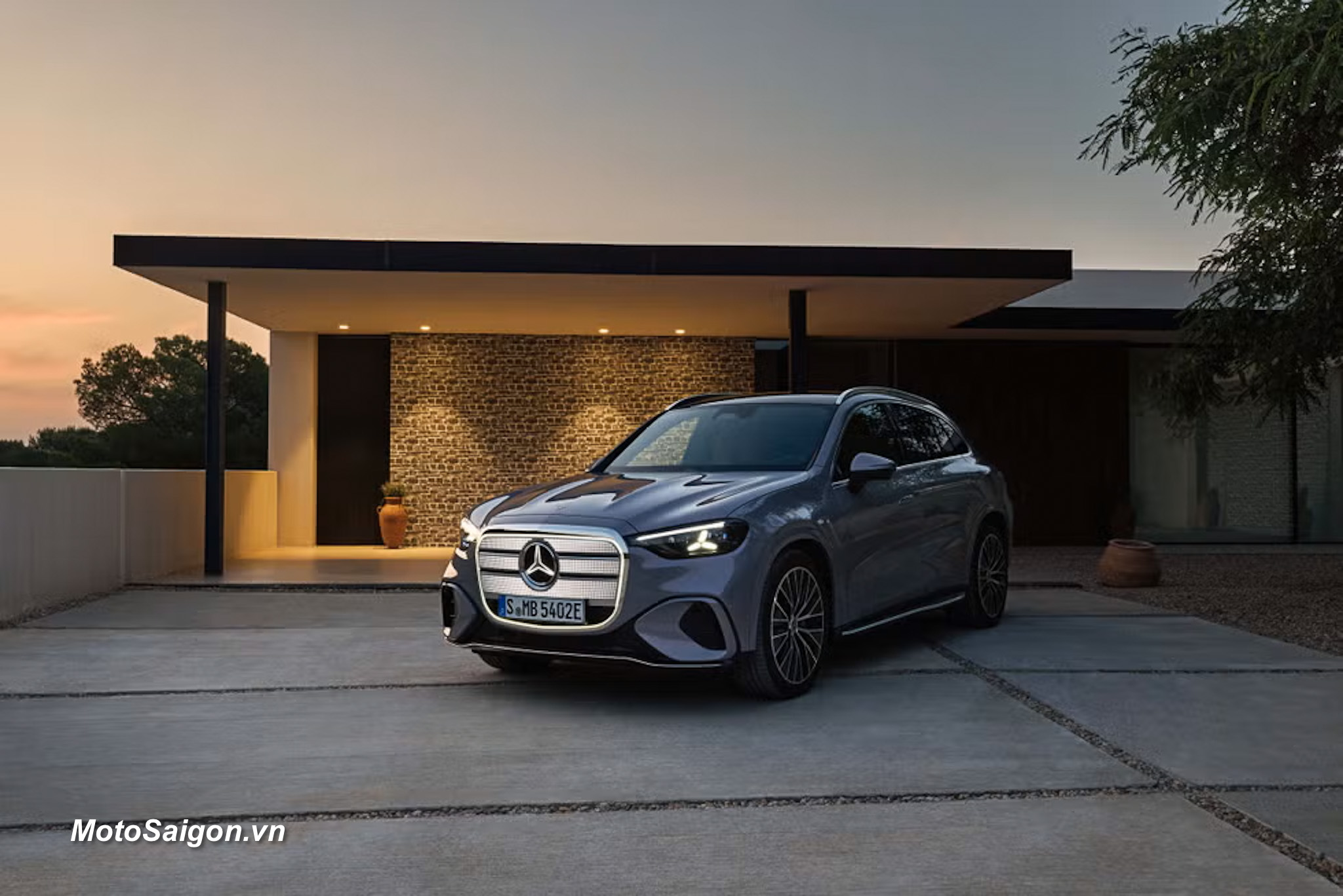 Mercedes-Benz GLC 2027 xe điện với công nghệ EQ cạnh tranh BMW iX3