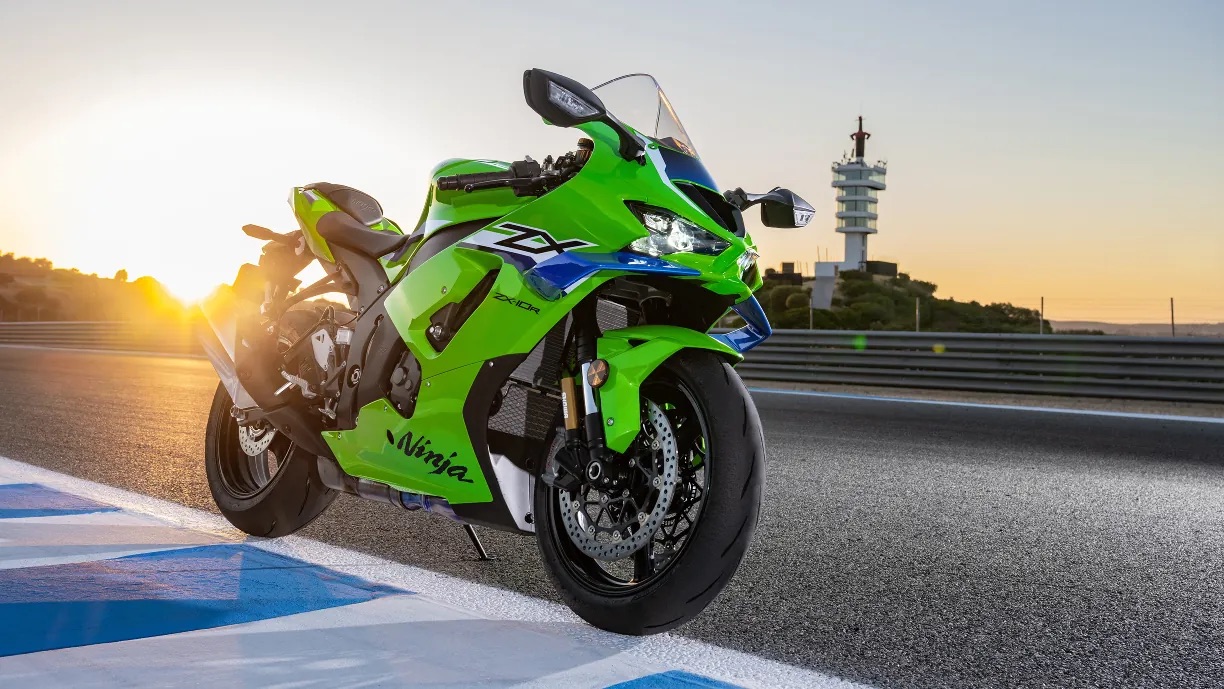 Kawasaki Ninja ZX-10R cùng với ZX-10RR 2026 được nâng cấp toàn diện