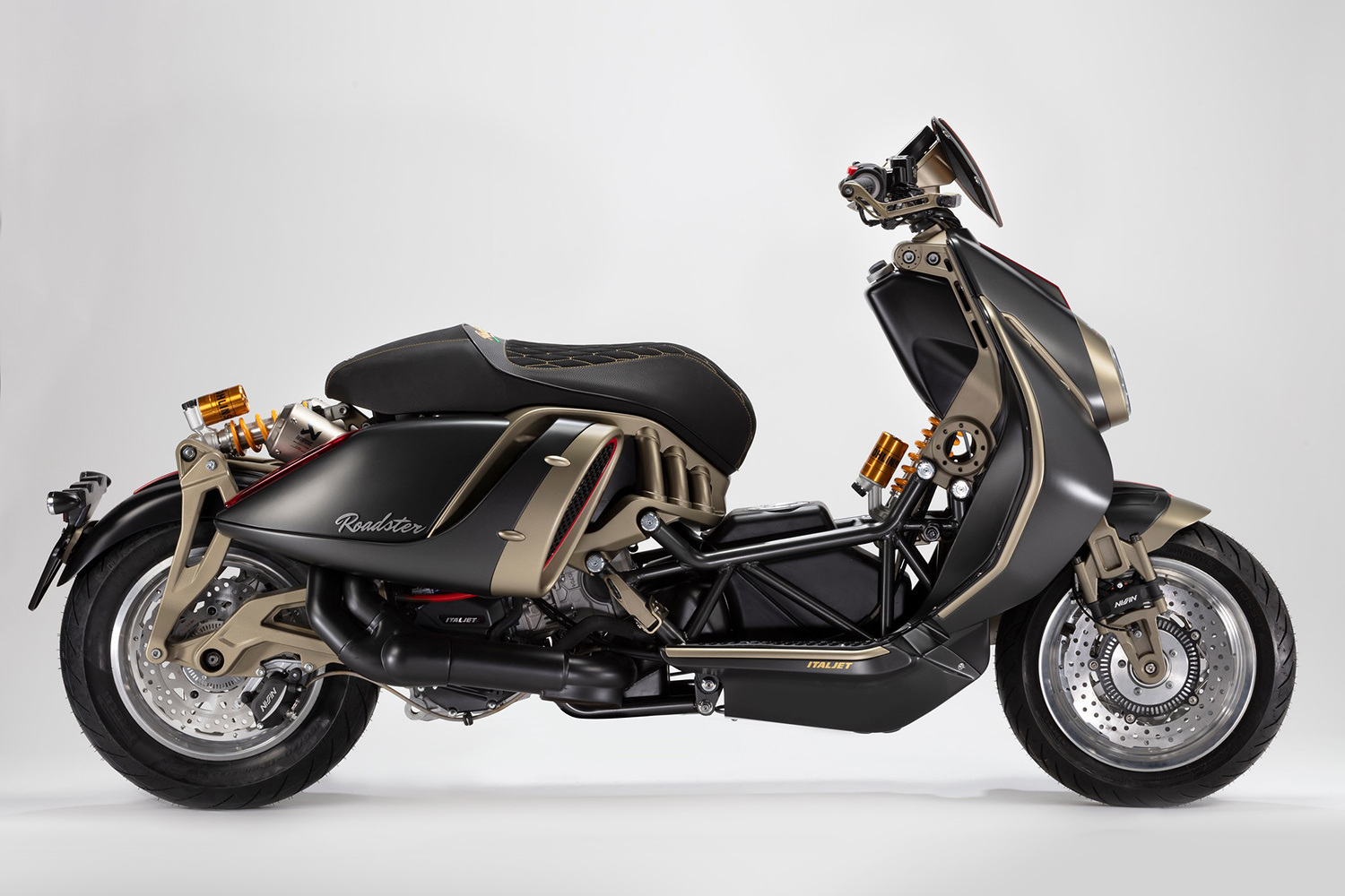 Italjet Roadster 400 xe tay ga thiết kế retro siêu độc ra mắt tại EICMA 2025
