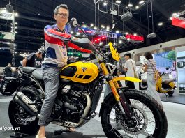 Trên yên thực tế Triumph Scrambler 400 XC đã có giá bán