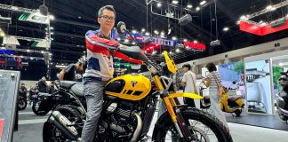 Trên yên thực tế Triumph Scrambler 400 XC đã có giá bán