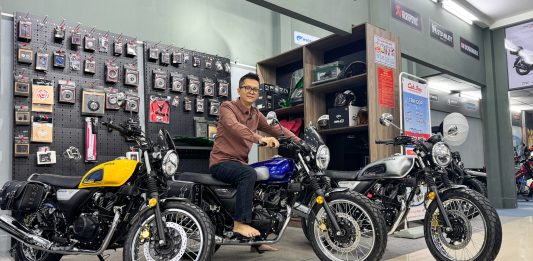 Honda CGX150 Vintage 2026 gồm 3 phiên bản đã có giá bán