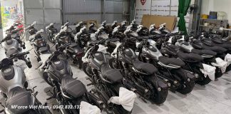 Khui thùng lô hàng QJMotor SRV400 VS cùng với SRV600 V về số lượng lớn