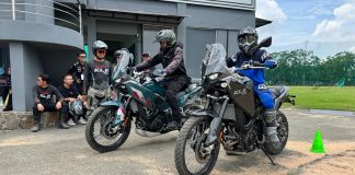 Giá bán xe Kawasaki KLE500 SE ABS 2026 chính thức được công bố