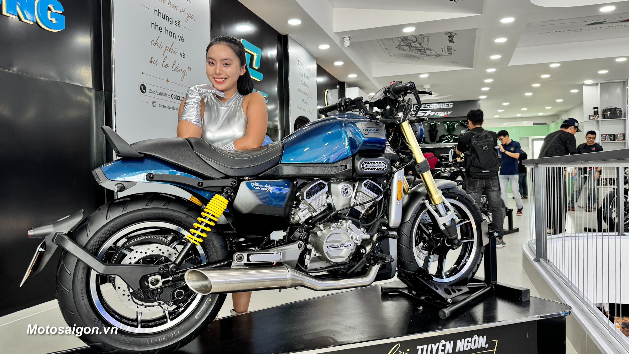 Hyosung GV350X trang bị động vơ V2 đánh giá xe kèm giá bán