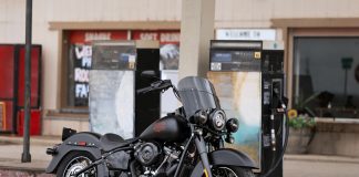 Harley-Davidson Deadwood bản độ lấy cảm hứng từ thời kỳ hậu thế chiến II