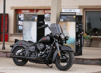 Harley-Davidson Deadwood bản độ lấy cảm hứng từ thời kỳ hậu thế chiến II