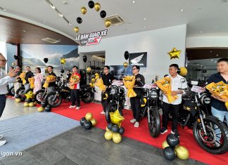 Lễ bàn giao 12 chiếc Honda GB350S đầu tiên tại Honda DreamWing Hoàng Việt